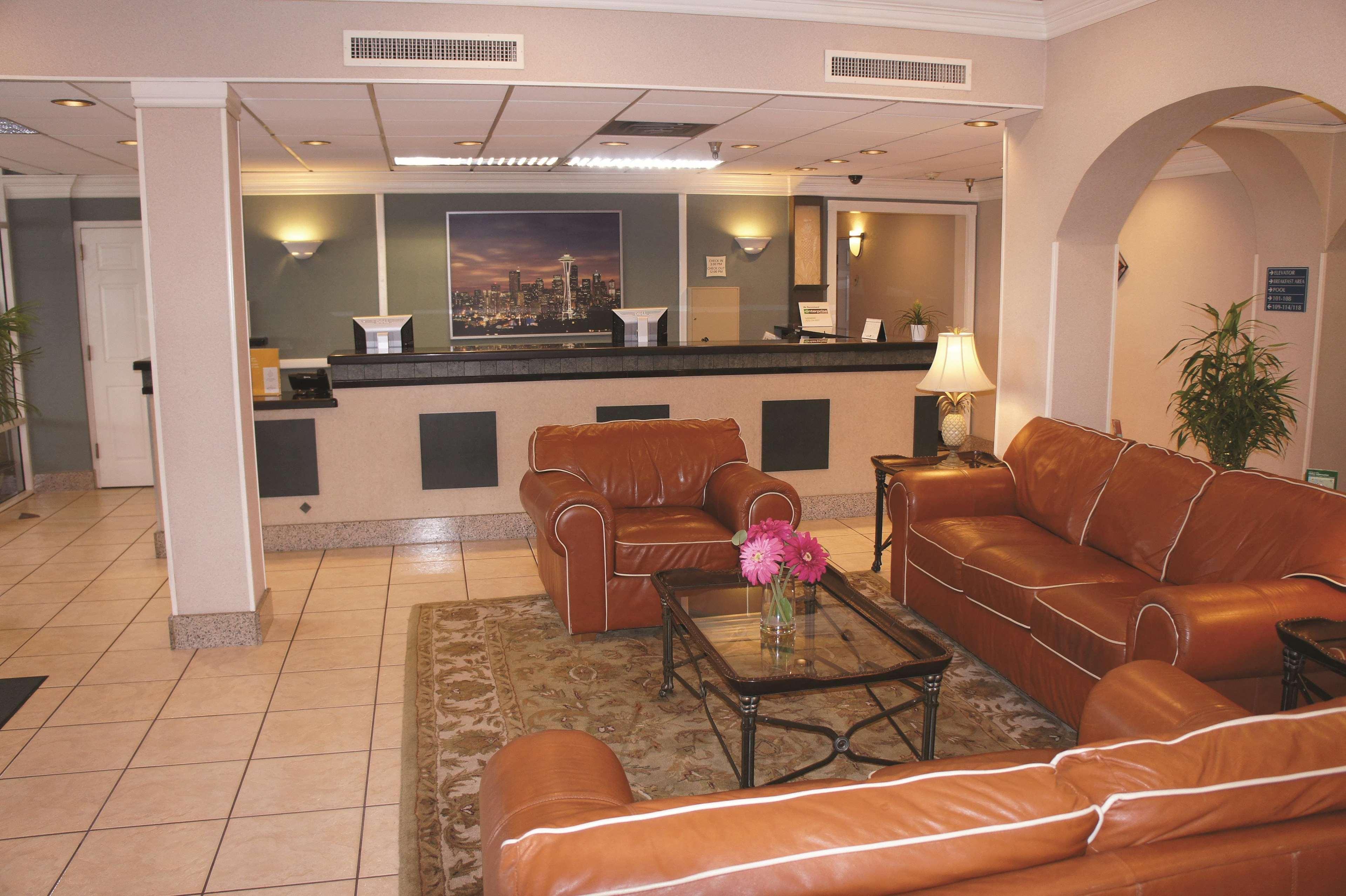 La Quinta Inn By Wyndham Lynnwood Eksteriør billede