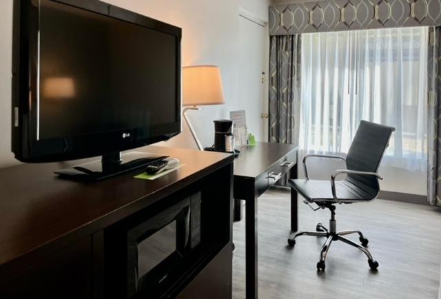 La Quinta Inn By Wyndham Lynnwood Eksteriør billede