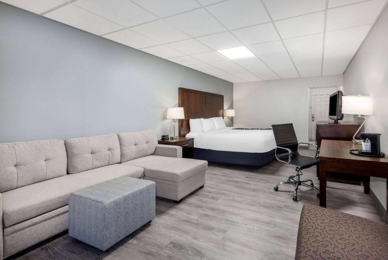 La Quinta Inn By Wyndham Lynnwood Eksteriør billede