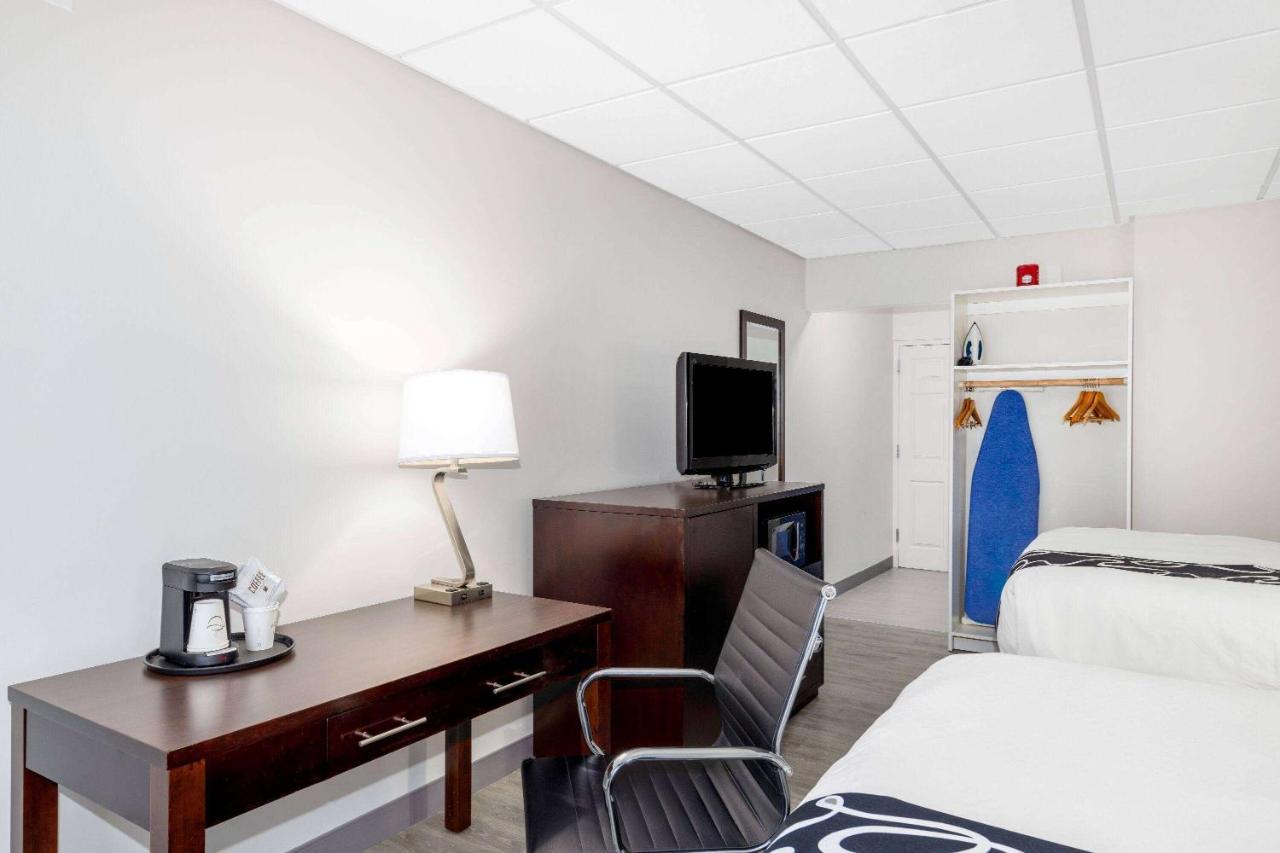 La Quinta Inn By Wyndham Lynnwood Eksteriør billede